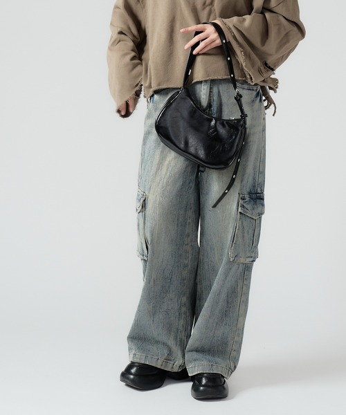 Chick（チック）の「Vintage Like Denim Cargo Pants / ヴィンテージ風デニムカーゴパンツ（デニムパンツ・レディース・ブラック/ブルー・L/M）」の7枚目の写真