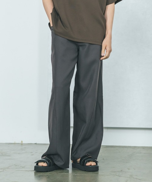 LAKOLE（ラコレ）の「ツイストトラウザー / 497583（その他パンツ・メンズ・チャコールグレー/ブラック/ブラウン・LARGE/MEDIUM）」の3枚目の写真