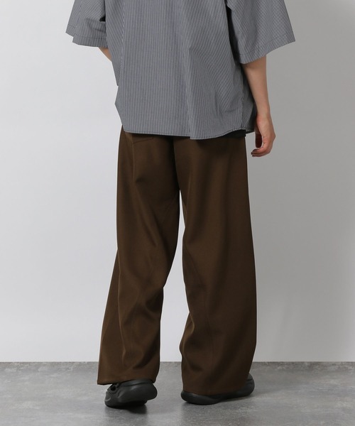 LAKOLE（ラコレ）の「ツイストトラウザー / 497583（その他パンツ・メンズ・チャコールグレー/ブラック/ブラウン・LARGE/MEDIUM）」の17枚目の写真