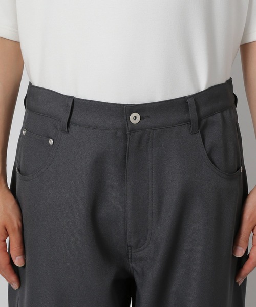 LAKOLE（ラコレ）の「ツイストトラウザー / 497583（その他パンツ・メンズ・チャコールグレー/ブラック/ブラウン・LARGE/MEDIUM）」の21枚目の写真