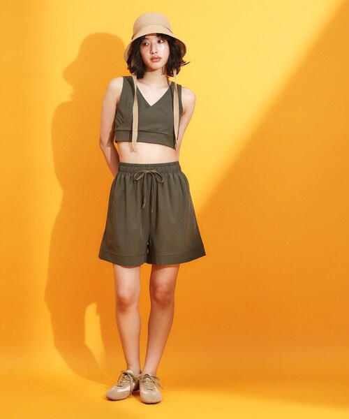 THE SHOP TK (ザ ショップ ティーケー )の「【mizugiwa/ラッシュガード】ショートパンツ/セットアップ可/接触冷感/UVケア/洗濯機OK(その他パンツ・レディース・ブラック/カーキ・12/13)」の8枚目の写真