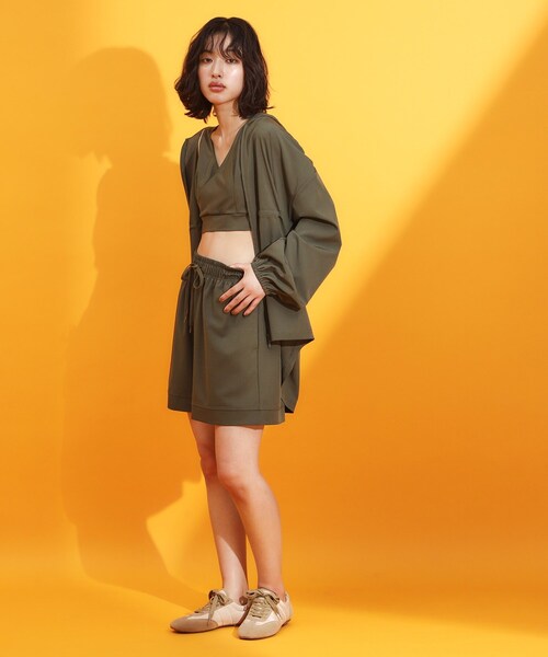 THE SHOP TK (ザ ショップ ティーケー )の「【mizugiwa/ラッシュガード】ショートパンツ/セットアップ可/接触冷感/UVケア/洗濯機OK(その他パンツ・レディース・ブラック/カーキ・12/13)」の11枚目の写真