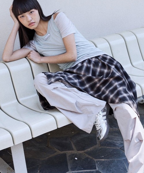 PLACE STUDIO(プレイススタジオ)の「PLACE STUDIO/オフショルダーTシャツセット(Tシャツ/カットソー・レディース・チャコールグレー/ミント/イエロー・FREE)」の4枚目の写真