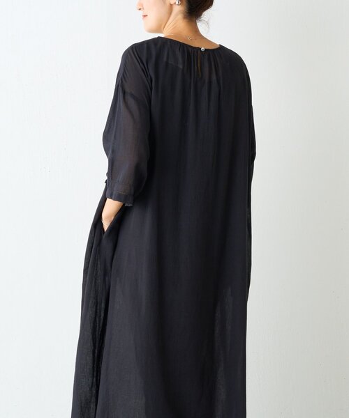 新品タグ付き BEARDSLEY フロントフリルワンピース BEARDSLEY（ビアズリー）の「フロントフリルワンピース（ワンピース