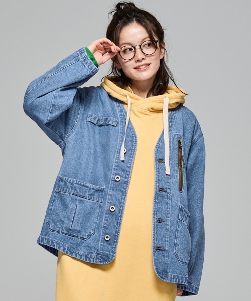 KRIFF MAYER Lady's Collection（クリフメイヤーレディースコレクション）の「【綿100%】ノーカラーデニムジャケット（デニムジャケット・レディース・ストライプ/ライトブルー/ナチュラル/ダークブルー・LARGE/MEDIUM）」の3枚目の写真