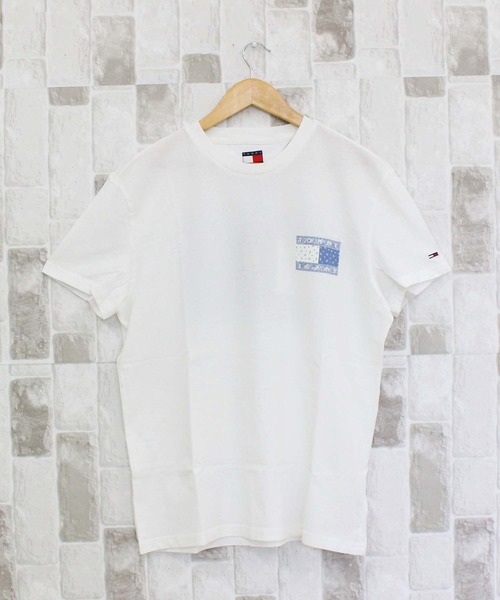 TOMMY HILFIGER(トミーヒルフィガー)の「TJM ペイズリーフラッグバックプリントTシャツ TJM REG PAISLEY FLAG TEE EXT(Tシャツ/カットソー・メンズ・ホワイト/ブラック・XL/L/M)」の3枚目の写真