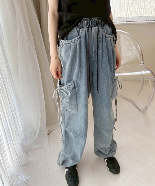 Doux Belle(ドゥーベル)の「ワイドシルエットデニムカーゴパンツ(カーゴパンツ・レディース・ブルー/グレー/ブルー系その他/ダークグレー・MEDIUM)」の12枚目の写真