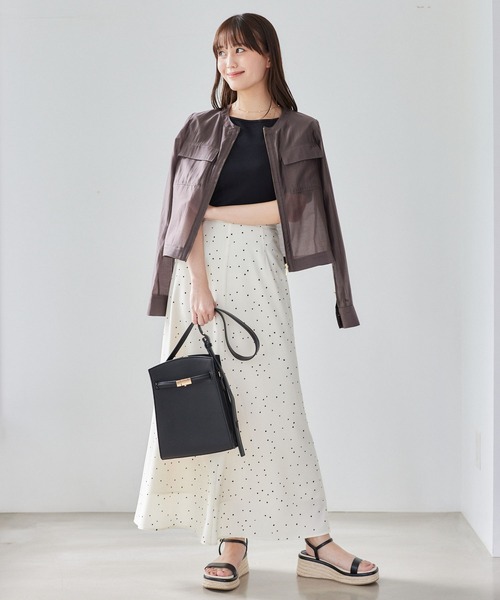 Andemiu（アンデミュウ）の「リブボートネック5分袖カットソー587124（Tシャツ/カットソー・レディース・ブラック/オフホワイト/ブラウン・FREE）」の5枚目の写真