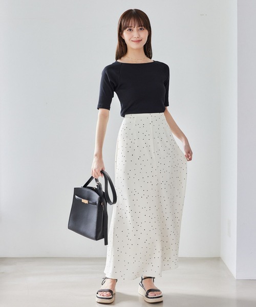 Andemiu（アンデミュウ）の「リブボートネック5分袖カットソー587124（Tシャツ/カットソー・レディース・ブラック/オフホワイト/ブラウン・FREE）」の6枚目の写真