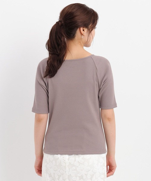 Andemiu（アンデミュウ）の「リブボートネック5分袖カットソー587124（Tシャツ/カットソー・レディース・ブラック/オフホワイト/ブラウン・FREE）」の14枚目の写真