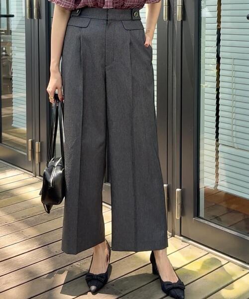 couture brooch（クチュールブローチ）の「【マシンウォッシャブル・スッキリ見え】デニムライク釦デザインパンツ（その他パンツ・レディース・ネイビー/ブラック・38/36/42/40）」の18枚目の写真