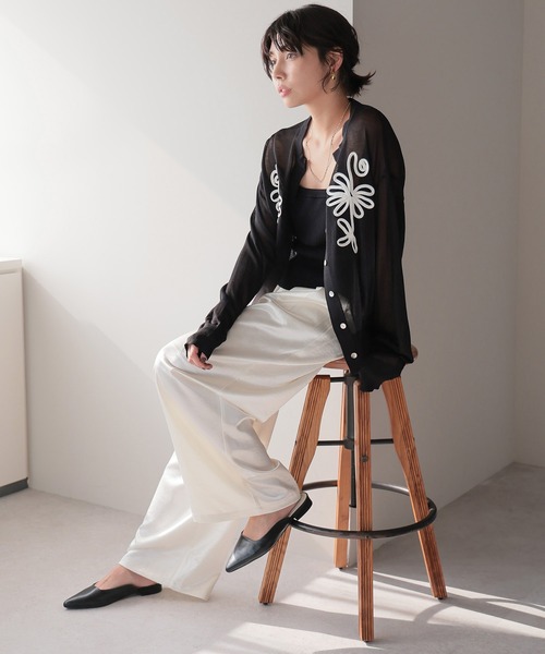 SOTT（ソット）の「Sheer Embroidery Cardigan／シアー刺繍カーディガン（カーディガン/ボレロ・レディース・ホワイト/ブラック・FREE）」の10枚目の写真