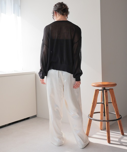 SOTT（ソット）の「Sheer Embroidery Cardigan／シアー刺繍カーディガン（カーディガン/ボレロ・レディース・ホワイト/ブラック・FREE）」の4枚目の写真