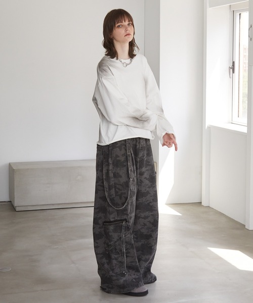 Spielio(シュピーリオ)の「【Spielio】Vintage-inspired cropped Tee/ ヴィンテージライク クロップドTシャツ(ロンT)(Tシャツ/カットソー・メンズ・ブラック/ホワイト/ダークブルー・S/M/L)」の4枚目の写真