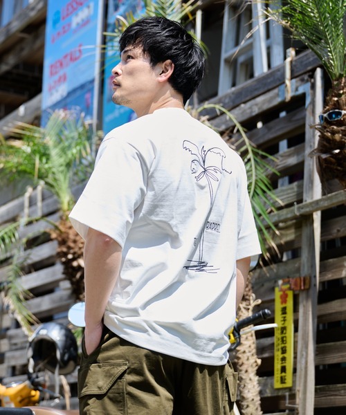 Sunny Smith(サニースミス)の「【SUNNY SMITH】ウルトラヘビーオンスヤシの木柄両面刺Tシャツ(Tシャツ/カットソー・メンズ・オフホワイト/チャコール/アッシュグレー・SMALL/MEDIUM/LARGE)」の18枚目の写真