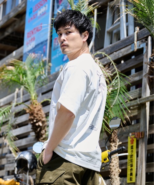 Sunny Smith(サニースミス)の「【SUNNY SMITH】ウルトラヘビーオンスヤシの木柄両面刺Tシャツ(Tシャツ/カットソー・メンズ・オフホワイト/チャコール/アッシュグレー・SMALL/MEDIUM/LARGE)」の19枚目の写真