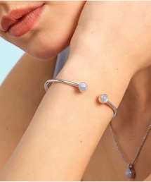 HMS WatchStore（エイチエムエスウォッチストア）の「「OLIVIA BURTON/オリビアバートン」トレンド - パープル アゲート カボション シルバー ジェムストーン バングル 天然石（バングル/リストバンド）」