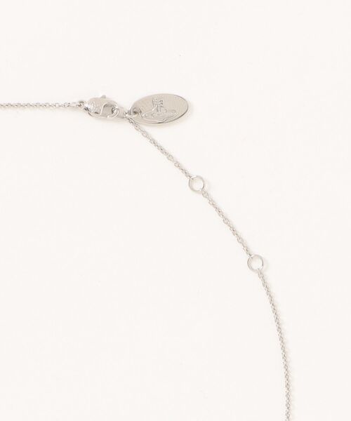 Vivienne Westwood（ヴィヴィアンウエストウッド）の「LONDON ORB PENDANT（ネックレス・レディース・シルバー/ゴールド系その他・FREE）」の3枚目の写真