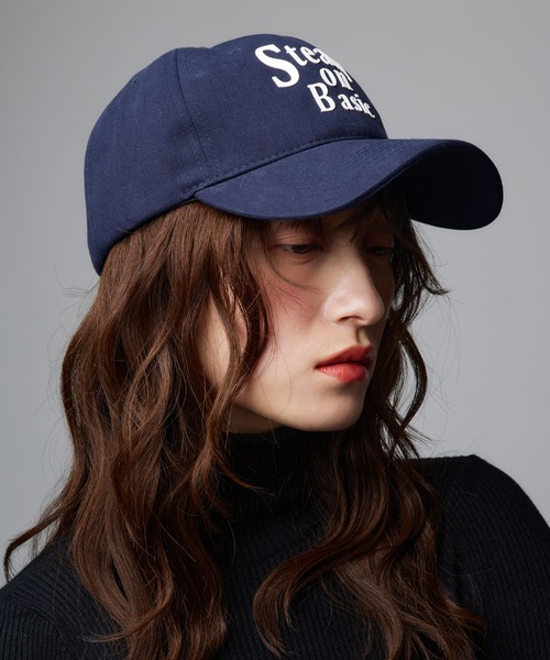 Narcissus（ナルシス）の「ロゴキャップ　秋カラー（キャップ・レディース・ネイビー/ブラック・FREE）」の3枚目の写真