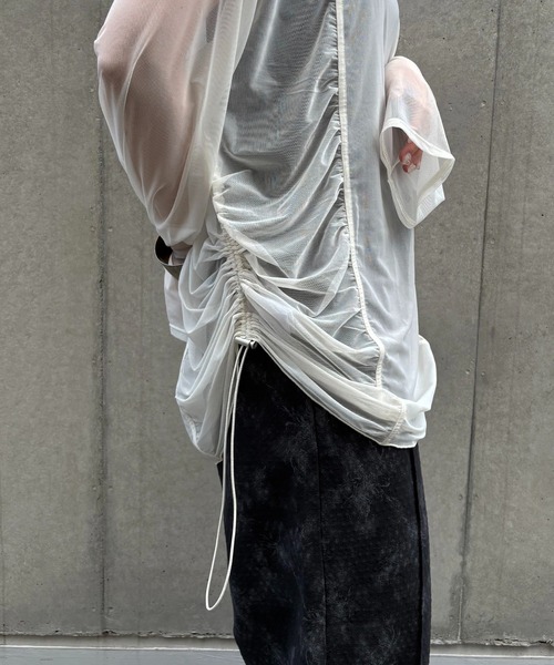 &g'aime（アンジェム）の「【&g'aime】シアーギャザーチュニック　Sheer Gathered Tunic（シャツ/ブラウス・レディース・ブラック/アイボリー/チャコールグレー・FREE）」の11枚目の写真