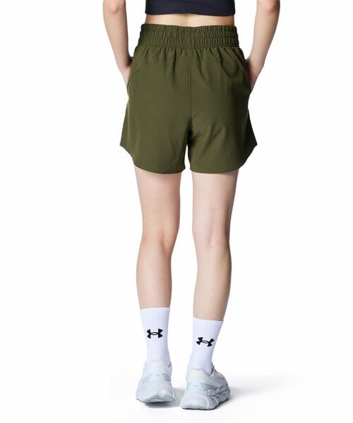 UNDER ARMOUR（アンダーアーマー）の「UAバニッシュ 5インチ ショーツ（トレーニング/レディース）（その他パンツ・レディース・グリーン系・L/XL/M/S）」の2枚目の写真