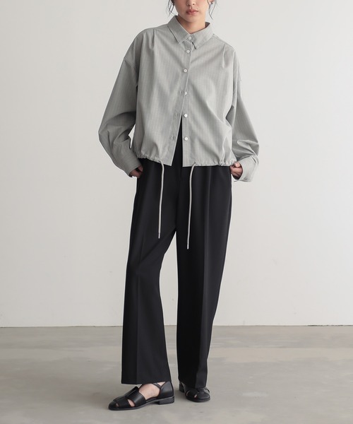 for/c（フォーシー）の「[新色追加]ストレッチドロストショートシャツ【サスティナブル】（シャツ/ブラウス・レディース・グレー/ブラック/ネイビー/オフホワイト・M/L/LL）」の8枚目の写真