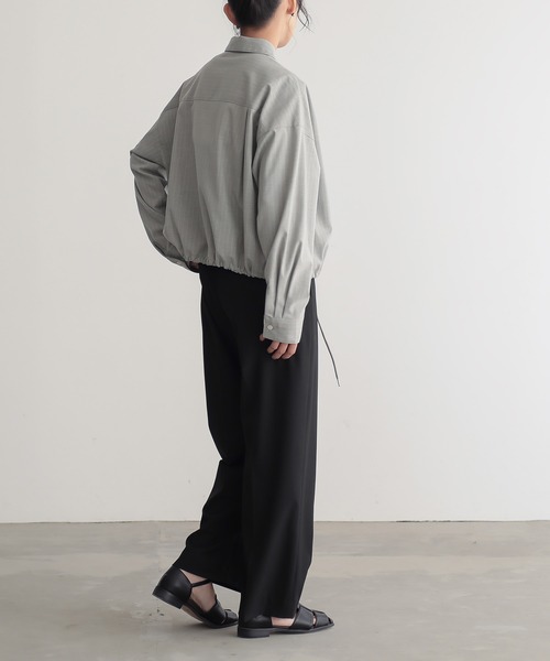 for/c（フォーシー）の「[新色追加]ストレッチドロストショートシャツ【サスティナブル】（シャツ/ブラウス・レディース・グレー/ブラック/ネイビー/オフホワイト・M/L/LL）」の10枚目の写真