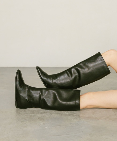 BAYFLOW（ベイフロー）の「[インヒールでスタイルアップ]ワイドシャフトロングブーツ（ブーツ・レディース・ブラック・LARGE/MEDIUM）」の11枚目の写真