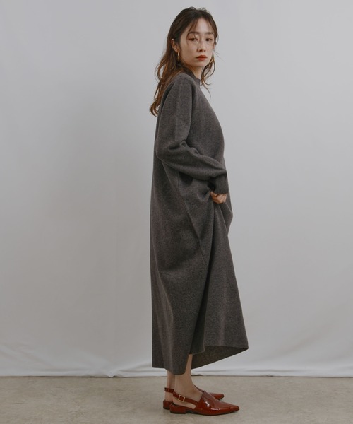 palm RICHE（ポームリシュ）の「ロゴニットOP（ワンピース・レディース・ベージュ/グレー・M）」の10枚目の写真