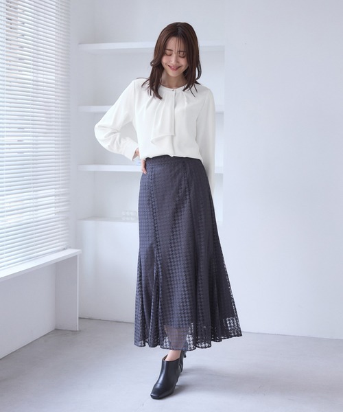 ROPE' PICNIC(ロペピクニック)の「【WEB限定】配色ボウタイ風ブラウス(シャツ/ブラウス・レディース・ベージュ/ホワイト/チャコールグレー/サックスブルー・S/L/M)」の9枚目の写真