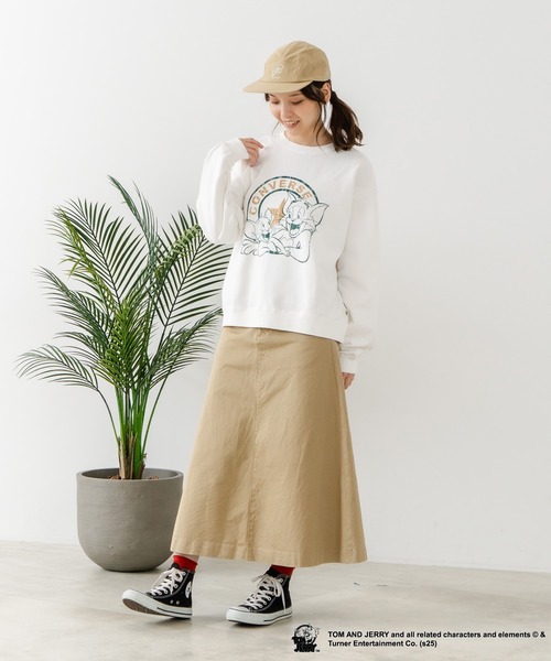 CONVERSE(コンバース)の「【CONVERSE/コンバース】×【TOM AND JERRY/トムとジェリー】オーバーサイズ プリント スウェットトレーナー(スウェット・レディース・ブラック系その他2/ベージュ系その他/ベージュ系その他2/ブラック系その他・LARGE/MEDIUM)」の20枚目の写真
