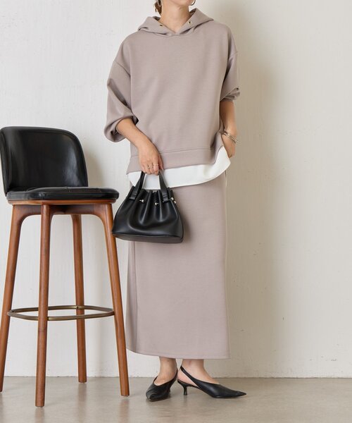 Jena espace merveilleux（ジェナ　エスパスメルヴェイユ）の「【2点セット/再入荷】レイヤードライクセットアップ（ワンピース・レディース・チャコールグレー/ベージュ・FREE）」の8枚目の写真