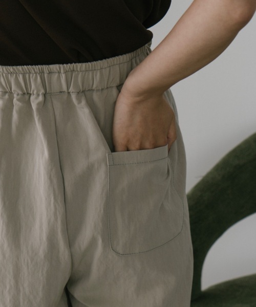 DRWCYS（ドロシーズ）の「サイドラインワイドパンツ（スラックス・レディース・ベージュ/ブルー・FREE）」の20枚目の写真