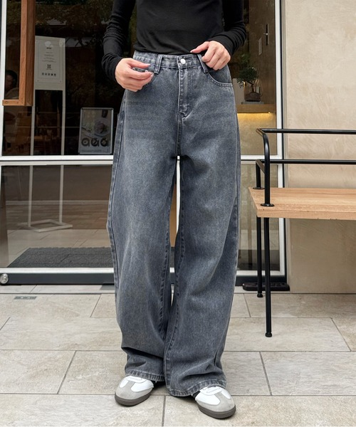 LE MORE（リモア）の「【選べる4サイズ！！】ベーシックセミワイドストレートデニム（デニムパンツ・レディース・インディゴブルー/ブルー/グレー・S/M/S-Short/M-Short）」の4枚目の写真