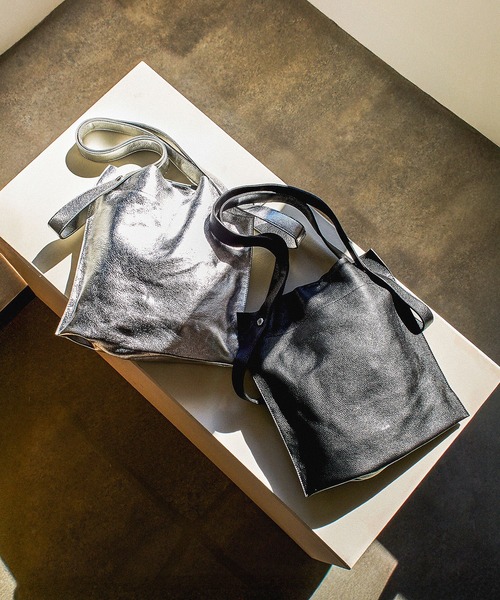 ROSE BUD（ローズバッド）の「(BEAURE)2WAY TOTE BAG（トートバッグ・レディース・ブラック/シルバー/ブルー・ONE SIZE）」の5枚目の写真