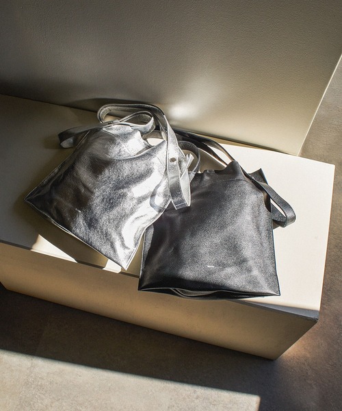 ROSE BUD（ローズバッド）の「(BEAURE)2WAY TOTE BAG（トートバッグ・レディース・ブラック/シルバー/ブルー・ONE SIZE）」の7枚目の写真