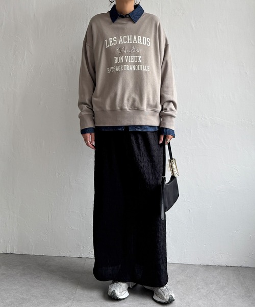 LBC（エルビーシー）の「チェーンステッチ刺繍ロゴ裏毛プルオーバー（スウェット・レディース・ナチュラル/ブルー/チャコール/ベージュ・M/L）」の5枚目の写真