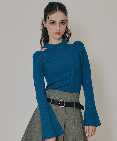 REDYAZEL（レディアゼル）の「カットアウトリブニットトップス（ニット/セーター・レディース・オフホワイト/ブラック/ブルー/チャコールグレー/オレンジ/ブラウン・FREE）」の5枚目の写真