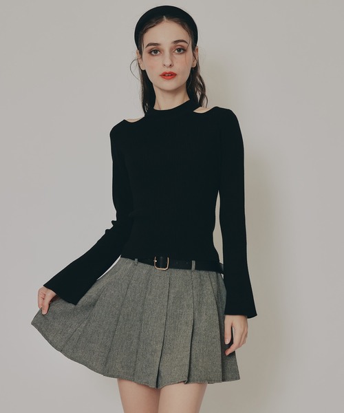 REDYAZEL（レディアゼル）の「カットアウトリブニットトップス（ニット/セーター・レディース・オフホワイト/ブラック/ブルー/チャコールグレー/オレンジ/ブラウン・FREE）」の22枚目の写真