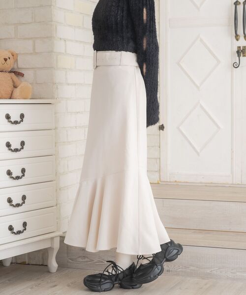 ems excite（エムズエキサイト）の「共ベルトマーメイドSK（スカート・レディース・グレー系その他2/ブラック/ナチュラル・FREE）」の11枚目の写真