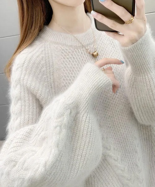 cammie(キャミー)の「モヘアケーブルニットトップス(ニット/セーター・レディース・ブルー/アイボリー/グレイッシュベージュ・F)」の2枚目の写真