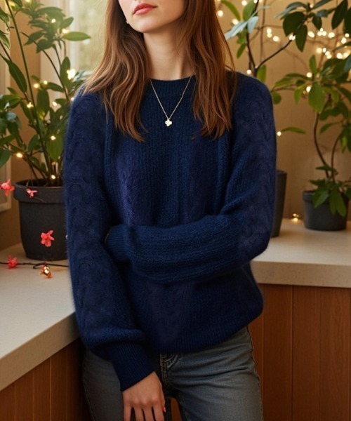 cammie(キャミー)の「モヘアケーブルニットトップス(ニット/セーター・レディース・ブルー/アイボリー/グレイッシュベージュ・F)」の13枚目の写真