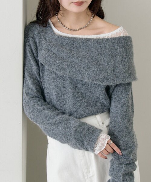 mystic（ミスティック）の「ワンショルデザインニット（ニット/セーター・レディース・チャコールグレー/ベージュ/オフホワイト/ボルドー・FREE）」の2枚目の写真