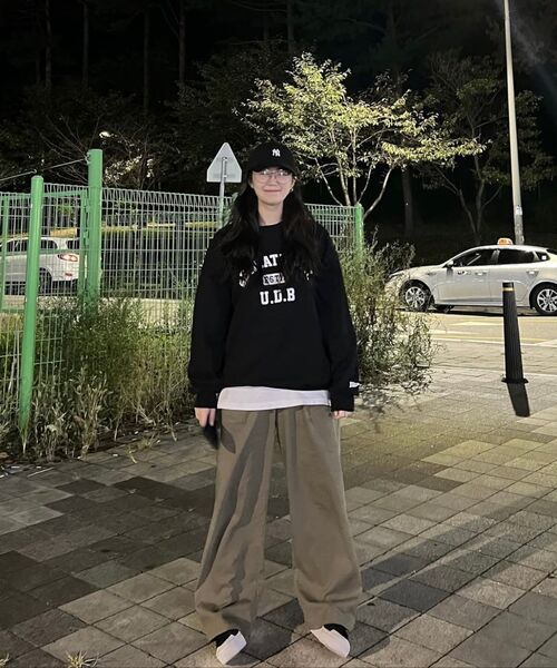 MUSINSA STANDARD（ムシンサスタンダード）の「ベーシック長袖Tシャツ[ホワイト]（Tシャツ/カットソー・メンズ・その他・MEDIUM/LARGE/X-LARGE/XX-LARGE/XXX-LARGE/SMALL）」の10枚目の写真