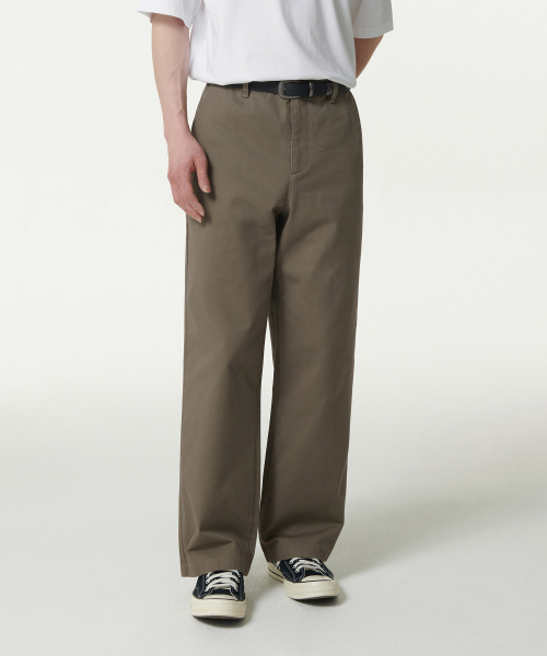 MUSINSA STANDARD（ムシンサスタンダード）の「ワイドチノパンツ [カーキベージュ]（その他パンツ・メンズ・その他・29/30/31/33/26/27/28/38/42/36/34/32/40）」の2枚目の写真