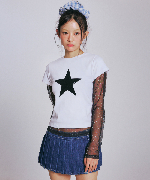 YOUHEE(ユヒ)の「STAR POINT T-SHIRTS WHITE(Tシャツ/カットソー・レディース・その他・FREE)」の2枚目の写真