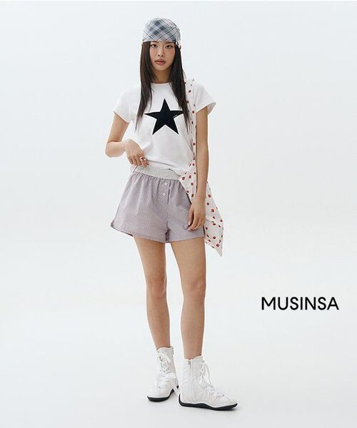 YOUHEE(ユヒ)の「STAR POINT T-SHIRTS WHITE(Tシャツ/カットソー・レディース・その他・FREE)」の9枚目の写真