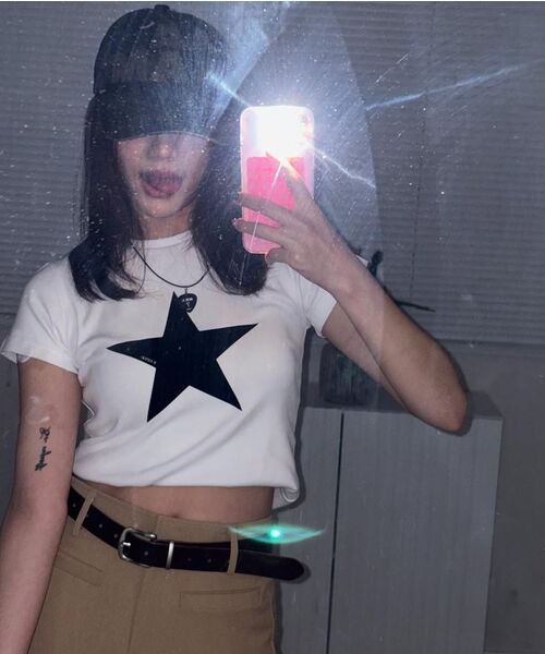 YOUHEE(ユヒ)の「STAR POINT T-SHIRTS WHITE(Tシャツ/カットソー・レディース・その他・FREE)」の18枚目の写真
