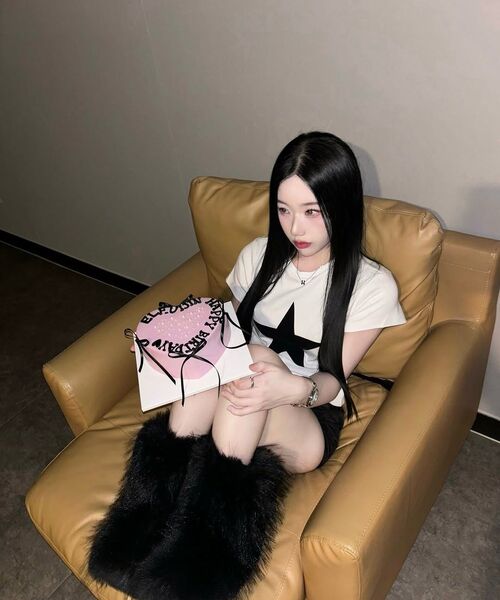 YOUHEE(ユヒ)の「STAR POINT T-SHIRTS WHITE(Tシャツ/カットソー・レディース・その他・FREE)」の19枚目の写真