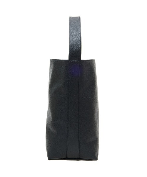 CLANE(クラネ)の「FAKE LEATHER LARGE TOTE BAG(トートバッグ・レディース・ブラック・F)」の11枚目の写真